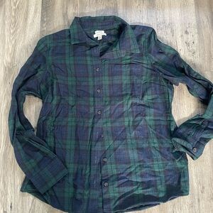 L.L. Bean Green & Navy Plaid Slightly Fitted Button-Down Shirt - Women